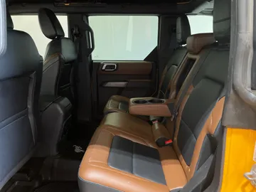 2022 Ford Bronco - image 15