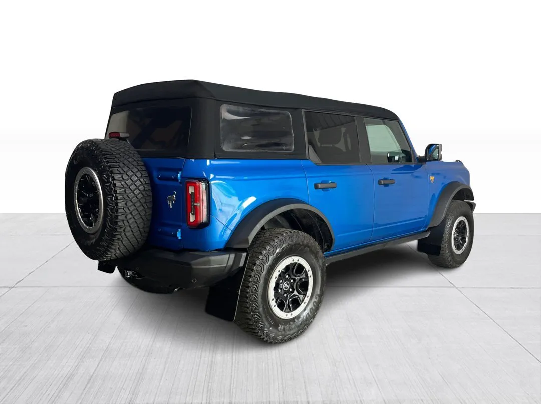 2022 Ford Bronco — photo 7