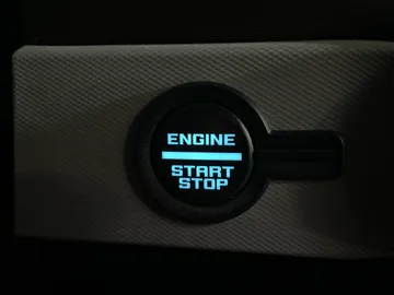 2022 Ford Bronco - image 23
