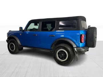 2022 Ford Bronco - image 6