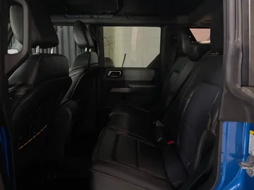 2022 Ford Bronco - image 11