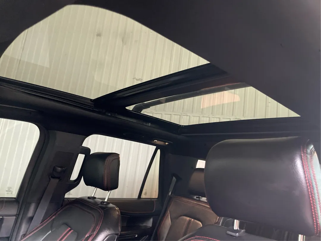 2019 Ford Expedition — photo 5