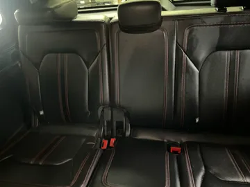 2019 Ford Expedition - image 31