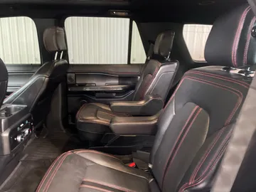 2019 Ford Expedition - image 15