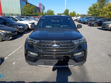 2020 Ford Explorer - image 2