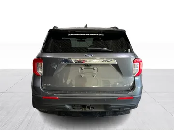 2023 Ford Explorer - image 12
