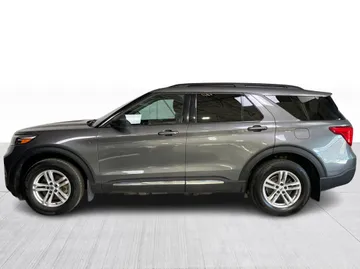2023 Ford Explorer - image 10