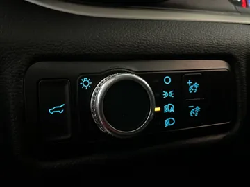 2023 Ford Explorer - image 18