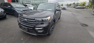 2020 Ford Explorer - image 3