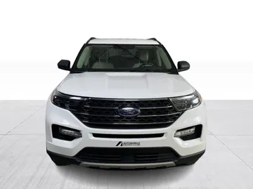 2022 Ford Explorer - image 7