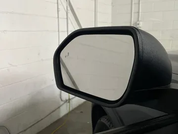 2022 Ford Explorer - image 20