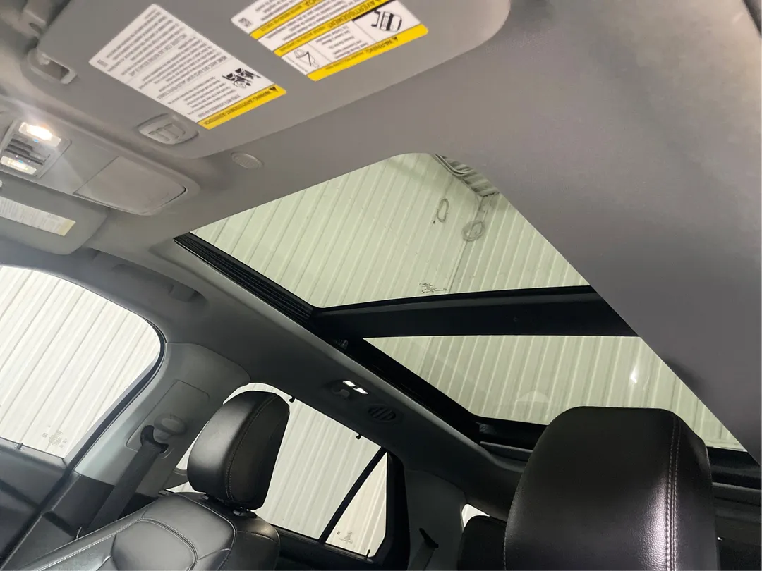 2021 Ford Explorer — photo 5
