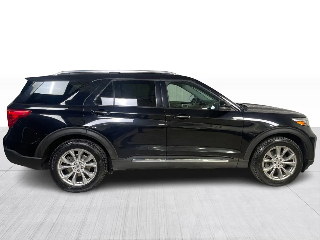 2021 Ford Explorer — photo 2