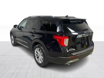 2021 Ford Explorer - image 11