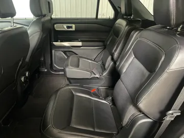 2021 Ford Explorer - image 15
