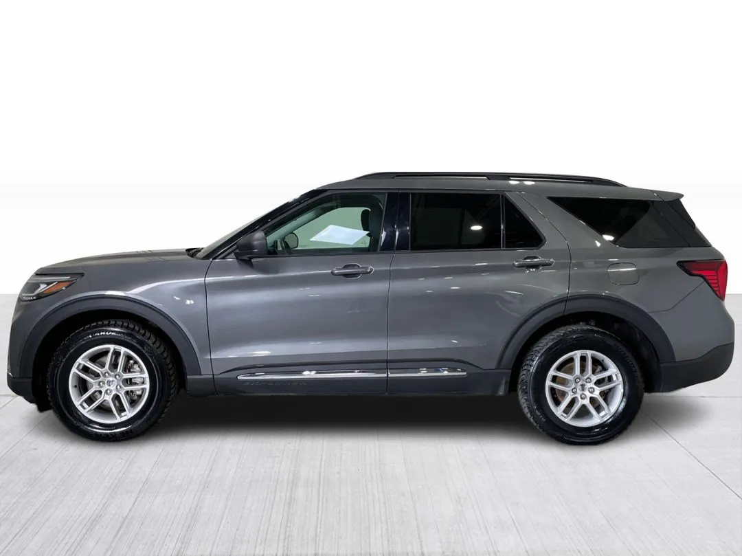2025 Ford Explorer Active AWD, photo 9