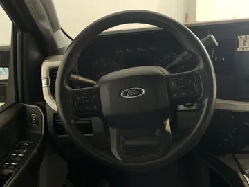 2025 Ford Super Duty F-250 SRW - image 13