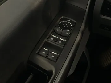 2025 Ford Super Duty F-250 SRW - image 14