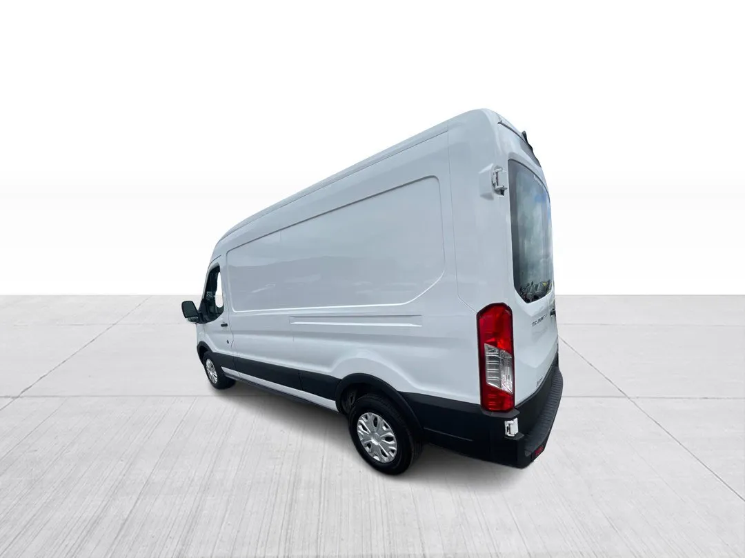2021 Ford Transit T-250 130 Med Rf 9070 GVWR RWD, photo 8