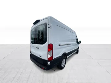 2021 Ford Transit - image 8