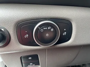 2021 Ford Transit - image 15