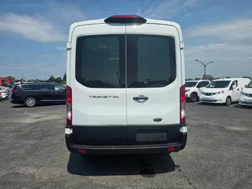 2021 Ford Transit - image 6