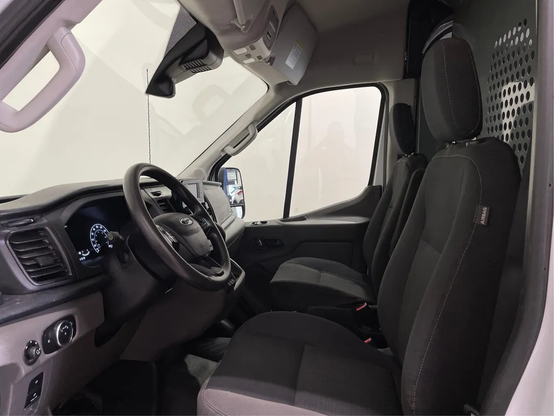 Ford Transit 2023 à vendre - photo 3