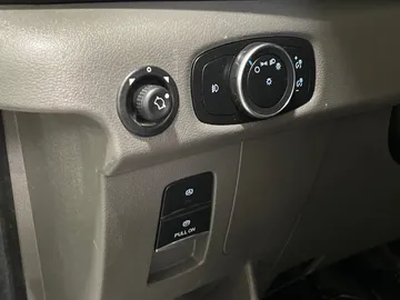 2023 Ford Transit - image 23