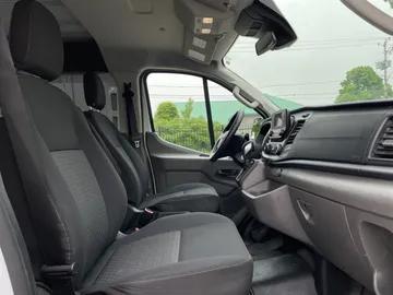 2021 Ford Transit - image 3