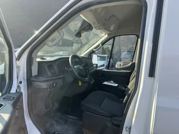 2023 Ford Transit - image 7