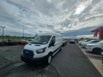 2022 Ford E-Transit Cargo Van - image 3
