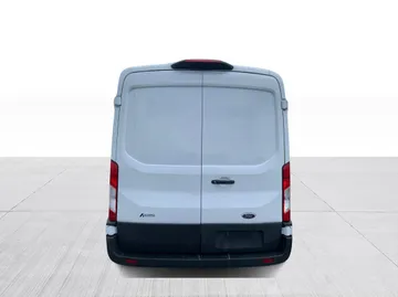 2022 Ford E-Transit Cargo Van - image 7