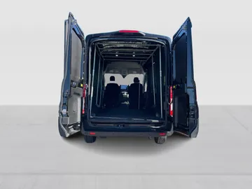 2023 Ford E-Transit Cargo Van - image 12