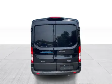 2023 Ford E-Transit Cargo Van - image 11