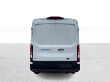2023 Ford E-Transit Cargo Van - image 11