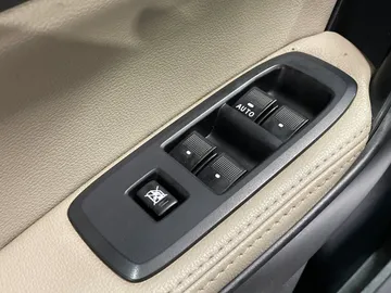 2021 Ford Ranger - image 24