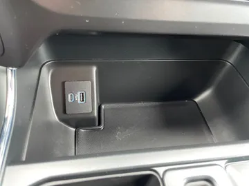 2021 Ford F-150 - image 25