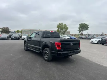 2023 Ford F-150 - image 7