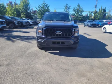 2023 Ford F-150 - image 2