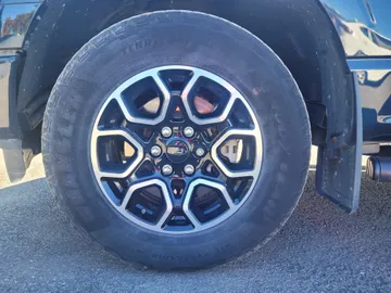 2023 Ford F-150 - image 7