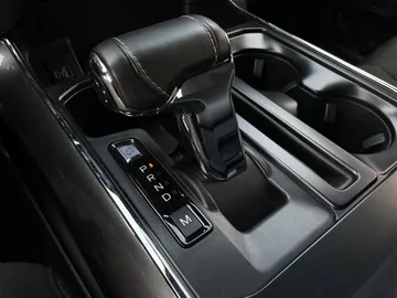 2023 Ford F-150 - image 26