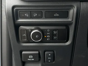 2023 Ford F-150 - image 16