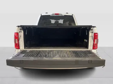 2023 Ford F-150 - image 13