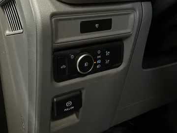 2021 Ford F-150 - image 25