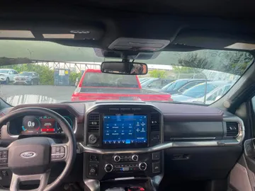 2022 Ford F-150 - image 9