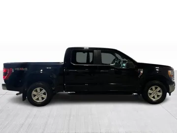 2022 Ford F-150 - image 2