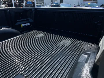 2022 Ford F-150 - image 18