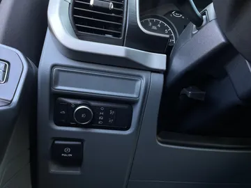 2022 Ford F-150 - image 27