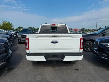 2022 Ford F-150 - image 6