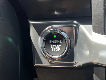 2023 Ford F-150 - image 35